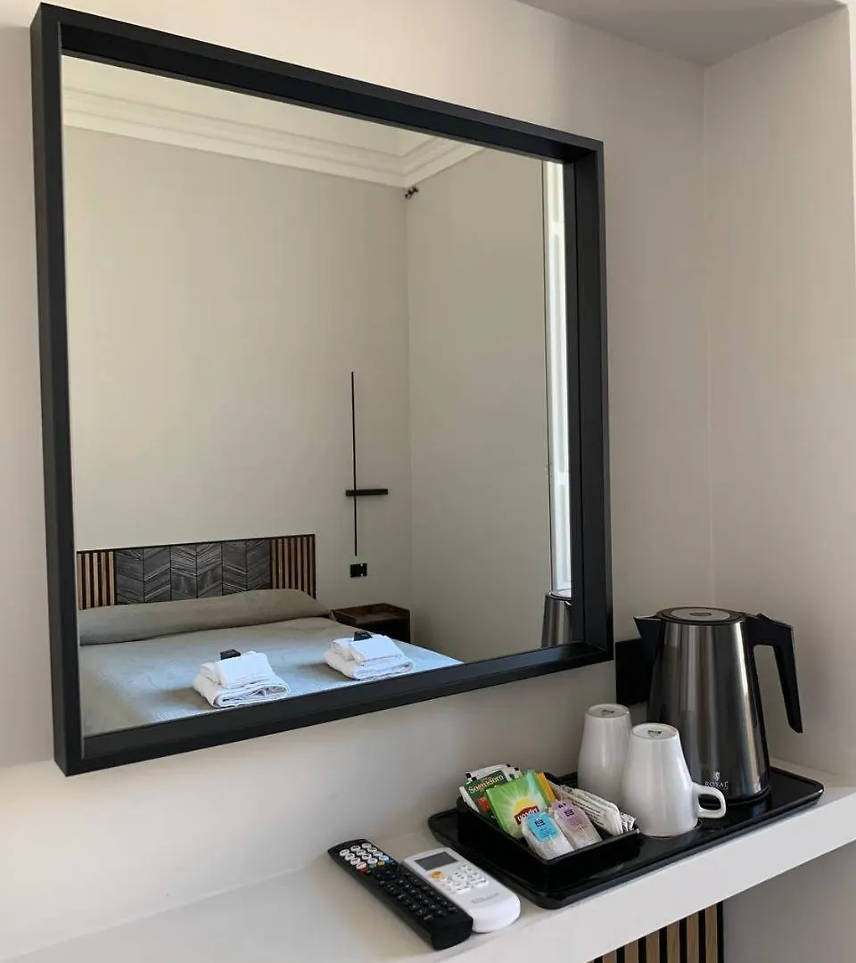 Siculus Bed And Breakfast Catania 0*,  Italy